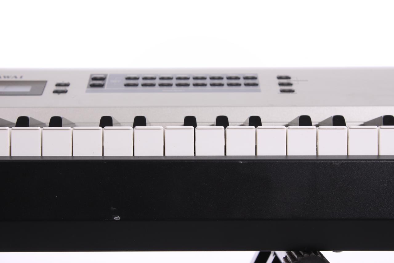 Comment réparer une touche de piano numérique — free download